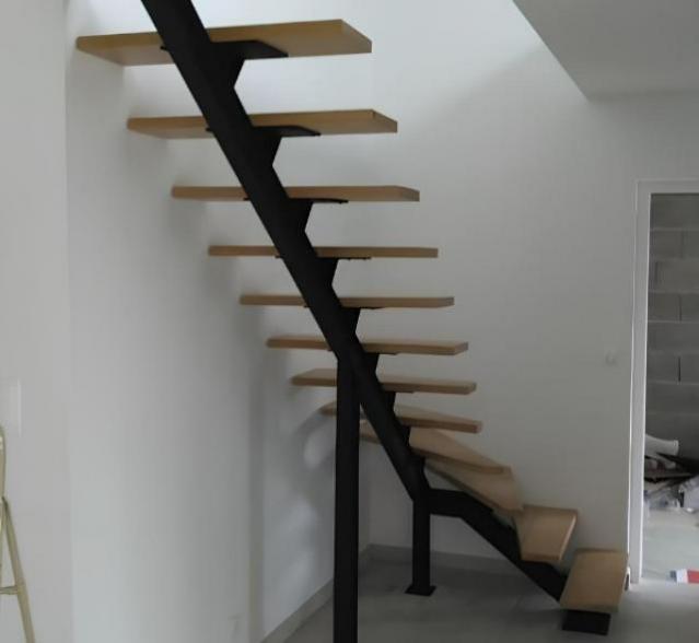 Bien définir son projet d'escalier métallique près de Saint-Herblain
